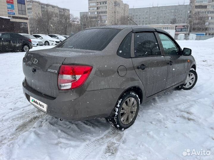 LADA Granta 1.6 МТ, 2013, 165 538 км