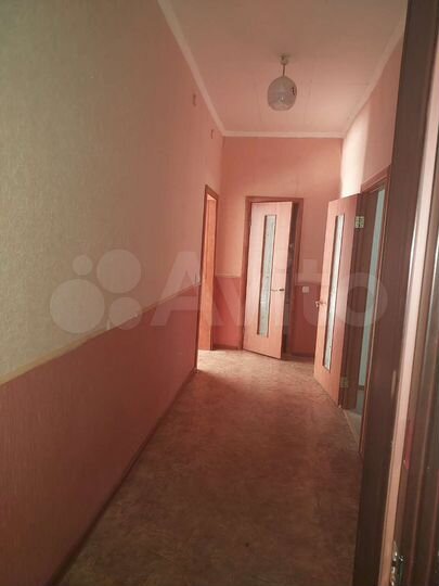 2-к. квартира, 52 м², 1/4 эт.