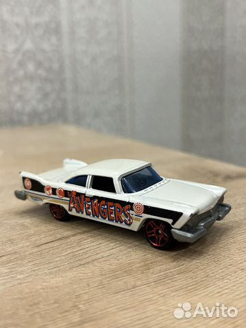 Hot wheels машинки