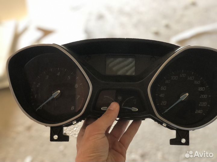 Щиток приборов ford focus 3