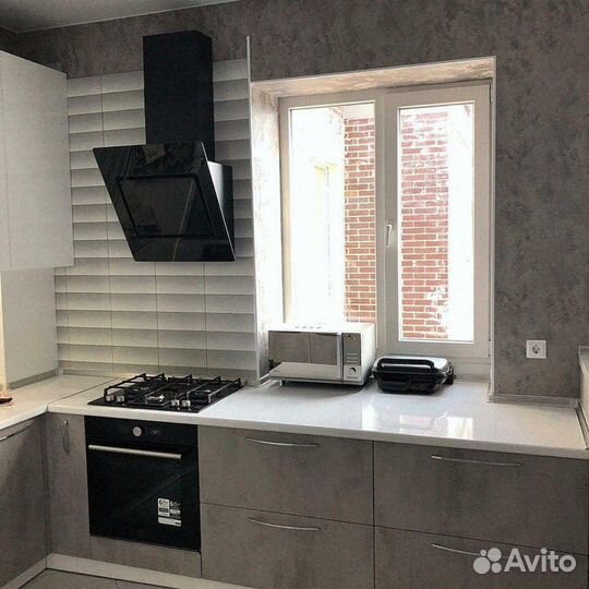 Кухонный гарнитур в Наличии