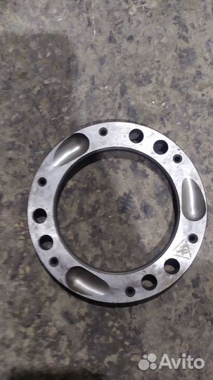 Кольцо подвижное правое 8.10.512 мтлб