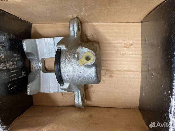 Суппорт тормозной NK2145189 ToyotaLandCruiser 105