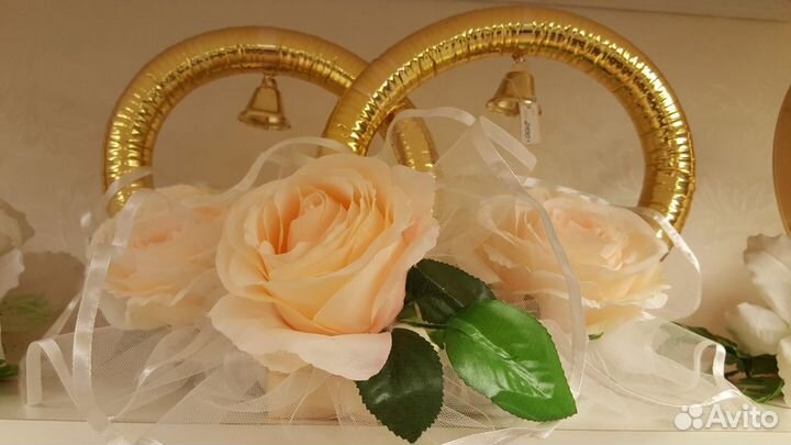 Украшения на автомобиль