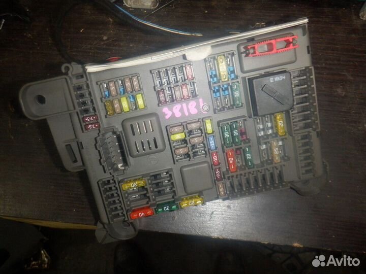 Блок предохранителей салон. BMW/ X5,X6/ E70,E71/ c