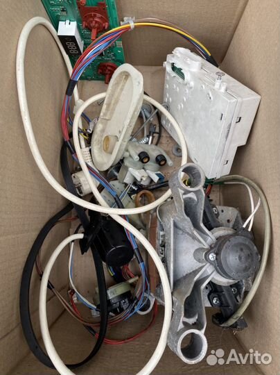 Запчасти на стиральную машинку indesit