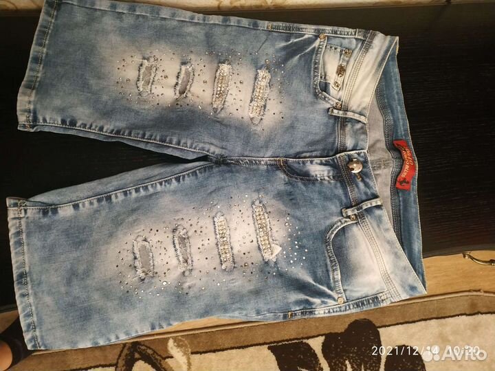 Шорты женские