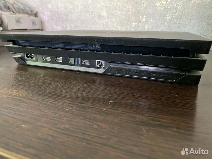 Sony playstation 4 pro 1tb