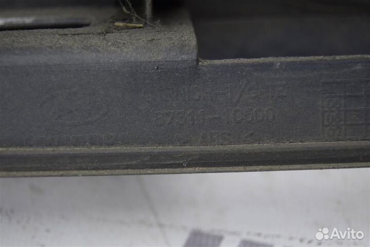 Молдинг крышки багажника Хундай Гетс