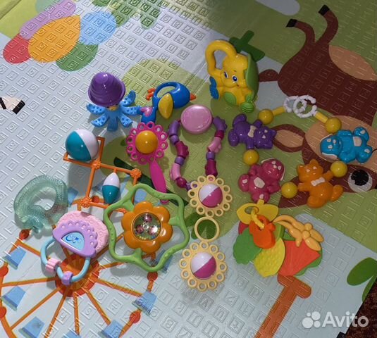 Игрушки погремушки