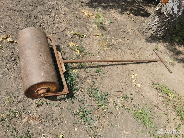 Каток ручной для газона