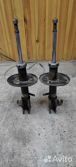 Продам стойки