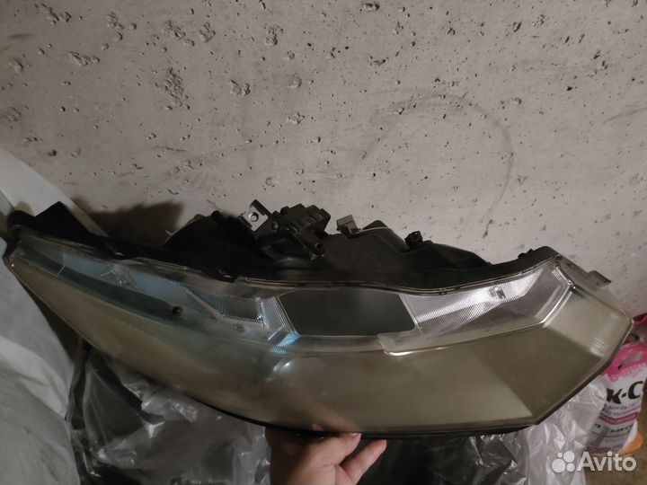 Фара honda insight