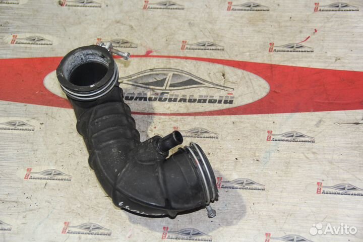 Патрубок воздушного фильтра c Toyota Raum NCZ20 1NZ-FE