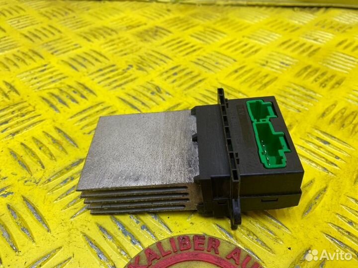 Резистор печки Mazda 6 GG AJ51 2003