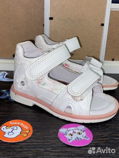 Босоножки для девочки 21