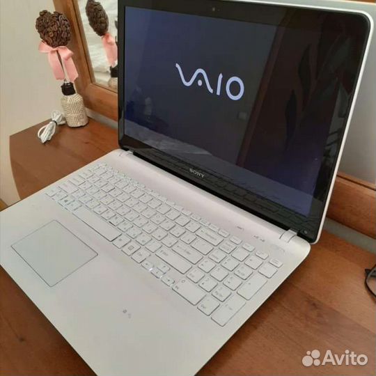 Sony SVF1521Q1RW по запчастям, разбор