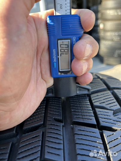 Yokohama Ice Guard IG50+ 215/60 R16 95Q