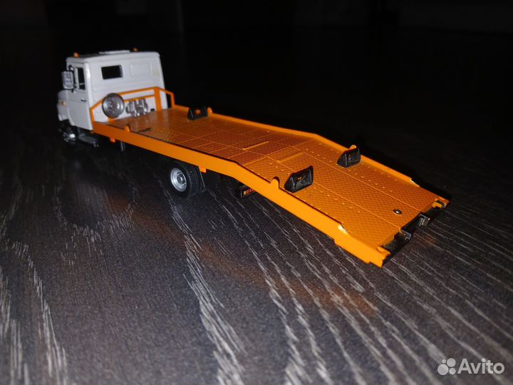 ЗИЛ бычок 1/43