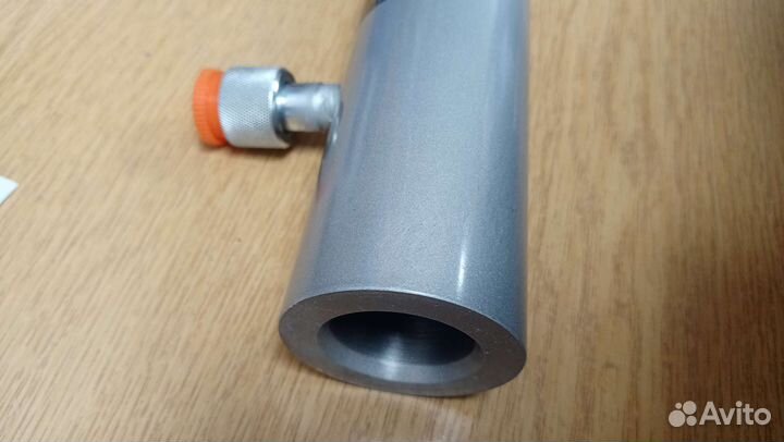 Гидроцилиндр для растяжек 10 тонн Сервис ключ