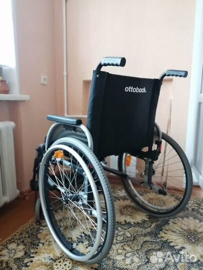 Инвалидное кресло