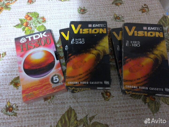 Видеокассеты
