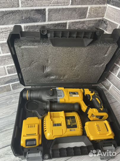 Аккумуляторный перфоратор dewalt