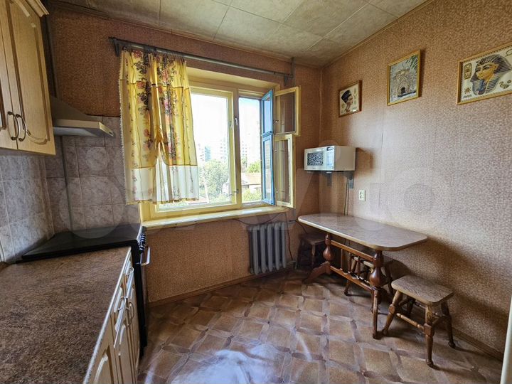 2-к. квартира, 53,2 м², 3/10 эт.