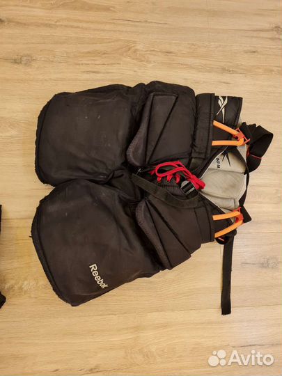 Хоккейная вратарская форма jr