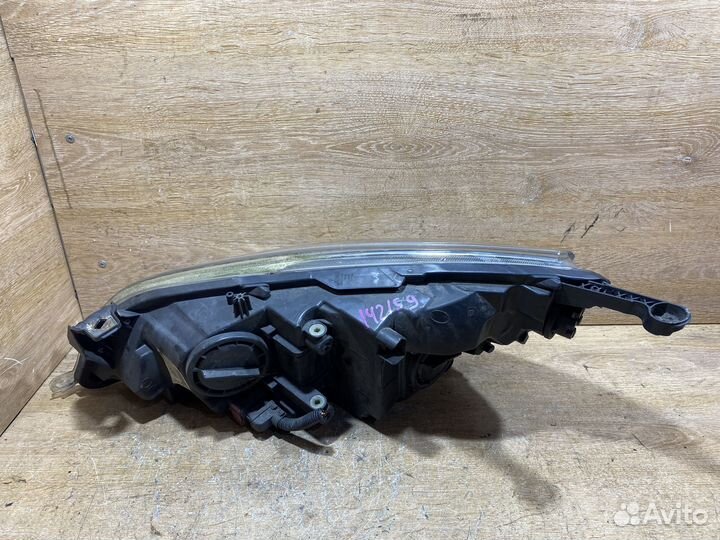 Фара передняя правая Opel Astra J 142159