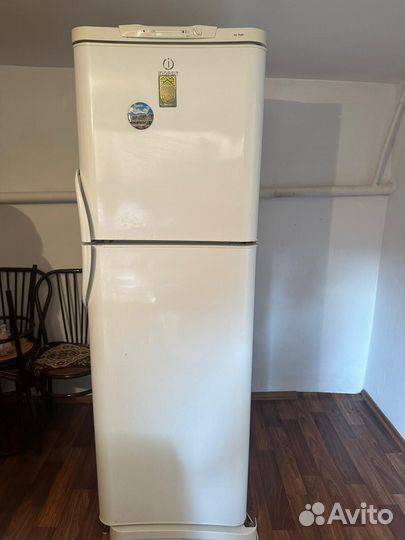 Холодильник
