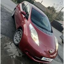 Nissan Leaf AT, 2013, 77 800 км, с пробегом, цена 850 000 руб.