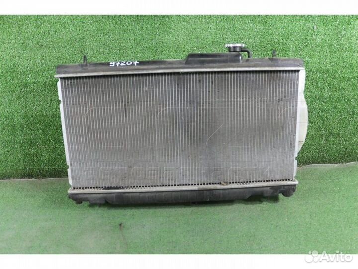 Радиатор охлаждения двигателя Subaru Legacy