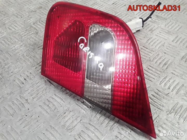 Фонарь задний внутренний правый Mitsubishi Carisma