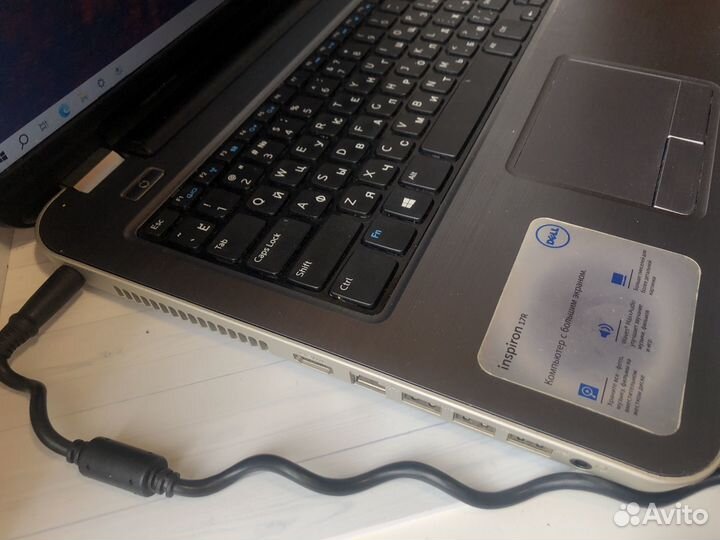 Игровой ноутбук Dell 17.3/i5/2 видеокарты