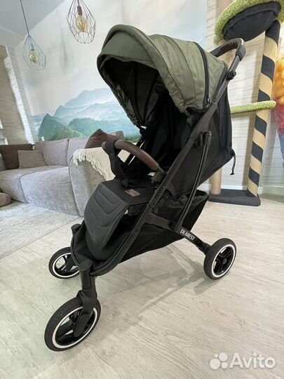 Прогулочная коляска Yoya Dearest 818 Plus