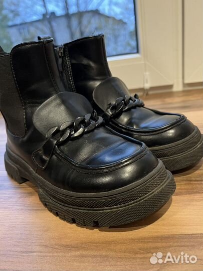 Ботинки демисезонные для девочки 32 р