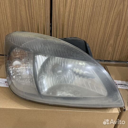 Фара правая Kia Rio 2 рестайлинг