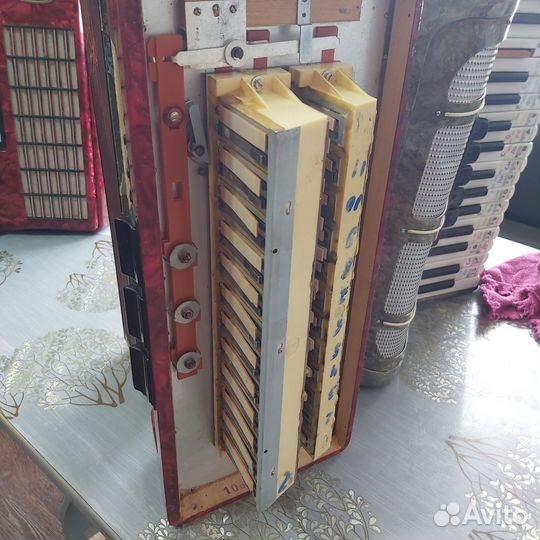На запчасти аккардеон