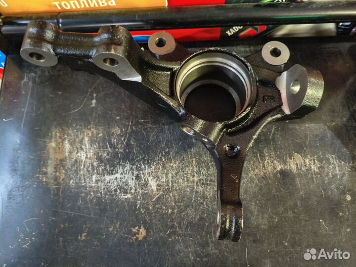 Поворотный кулак левый и правый solaris 2 rio 4