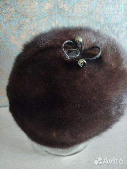 Берет женский норковый