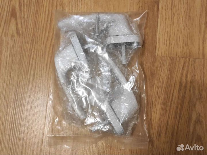 Ручки оконные с замком (детская безопасность)