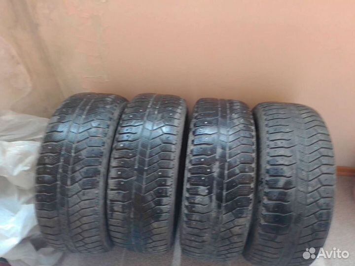 Continental ContiWinterViking 2 205/55 R16
