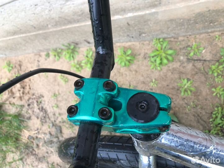 Трюковой велосипед BMX