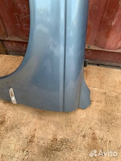 Левое переднее крыло Jaguar X-type