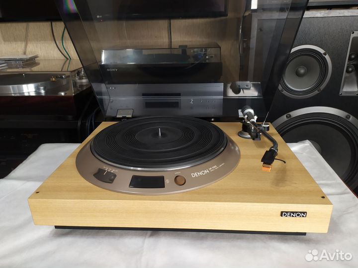 Проигрыватель Denon DP-1700