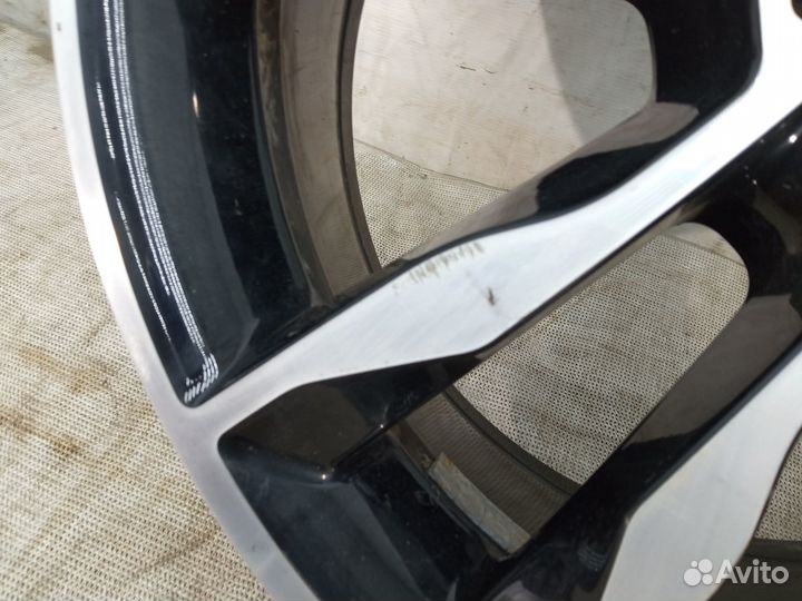 Диск литой Mercedes Benz GLA X156 R19