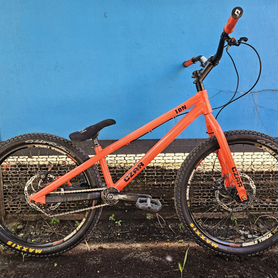 CZAR NEURON マウンテンバイク 24インチ CZAR NEURON マウンテンバイク 24インチ CZAR NEURON マウンテンバイク