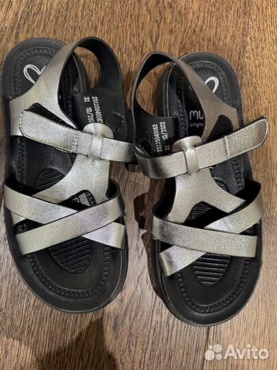 Сандалии для девочки