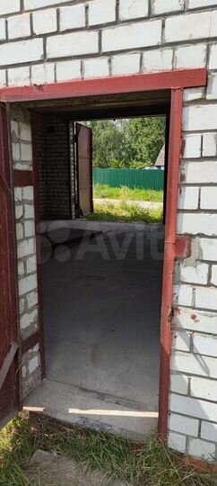 Гараж, > 30 м²